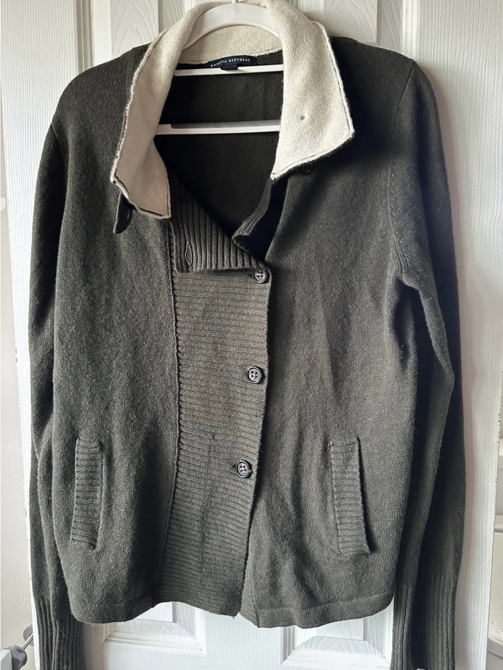 Banana Republic Olive Green Knit Cardigan with Cream Collar